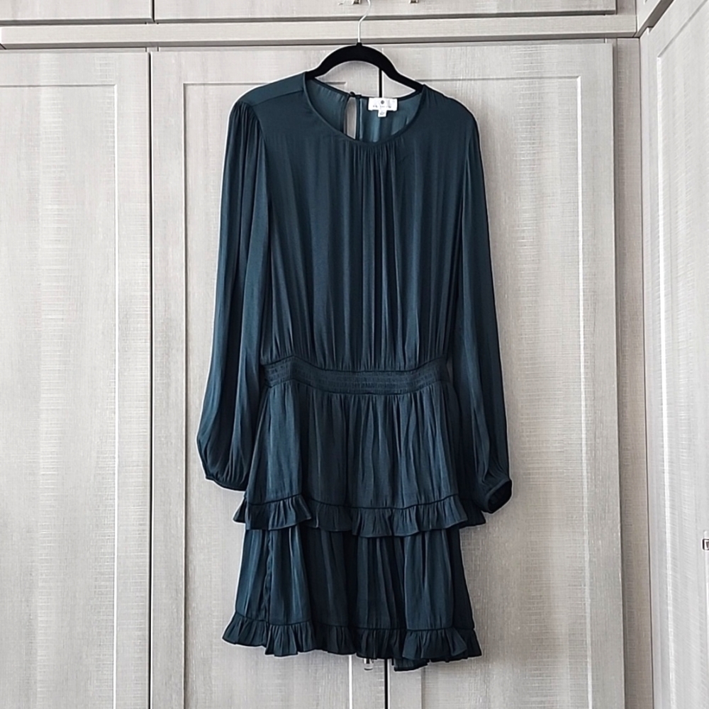 Socialite Green Long Sleeve Dress Size Large